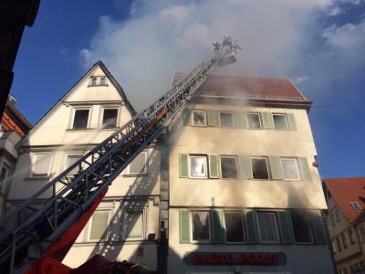 Brand eines Wohn und Geschaeftshauses in Esslingen