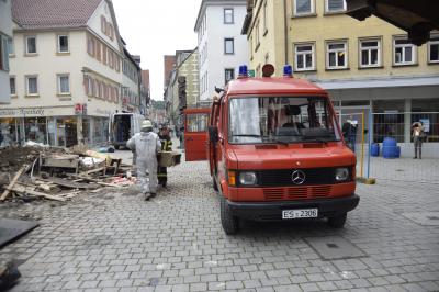 TAGBILDER! Brand eines Wohn und Geschaeftshauses in Esslingen