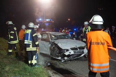Zu schnell unterwegs: Fahrer verliert die Kontrolle 4 Verletzte in Plochingen