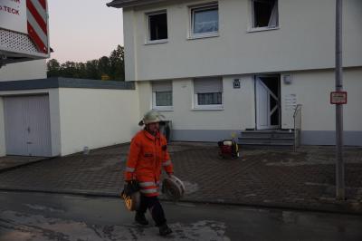 Spuehlmaschiene loest Kuechenbrand in Ohmden aus