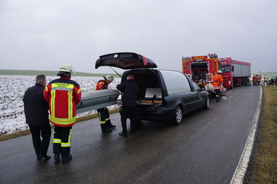Donzdorf: Toetlicher Verkersunfall auf der K1401 bei Schnittlingen