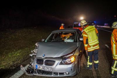 Plochingen B10: Verkehrsunfall fordert drei Schwerverletzte