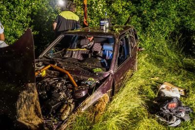 Albershausen: Autofahrer verletzt drei Polizeibeamte 