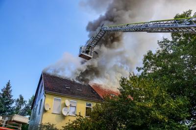 Kirchheim Teck: Wohnhaus in Vollbrand 