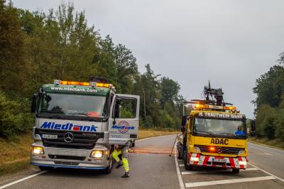 Boeblingen: Verkehrsunfall mit zwei Verletzten auf der B 464 