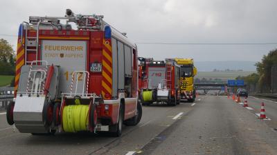 Zuffenhausen: LKW Unfall mit hohem Sachschaden und einem schwer verletzten