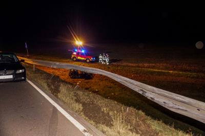 Geislingen-Tuerkheim: Schwerer Verkehrsunfall - Pkw ueberschlaegt sich mehrfach 