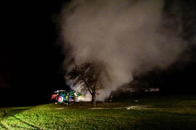 GP - Holzheim: Huette steht in Flammen
