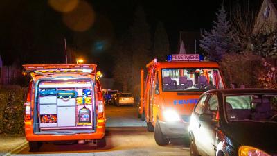 Asperg: Brand einer Pergola sorgt fuer Feuerwehr Einsatz