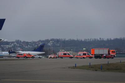 Flughafen Stuttgart: Sicherheitslandung eines Easy Jet fliegers