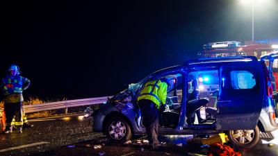 Aichtal: PKW uebersieht Traktor