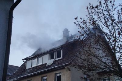 Birkenfeld: Dachstuhlbrand in Birkenfeld fordert eine Verletzte Person