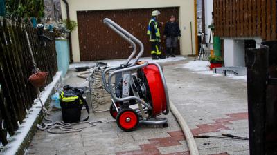 Weil im Schoenbuch: Kaminbrand fordert die Feuerwehr