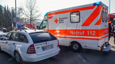 Herrenberg: Lackdaempfe loesen Grosseinsatz im Einkaufsmarkt aus - sieben Verletzte 