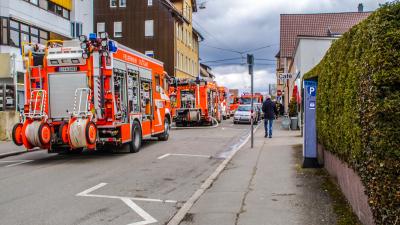 Stuttgart-Degerloch: Brand eines Muellcontainer in einer Tiefgarage