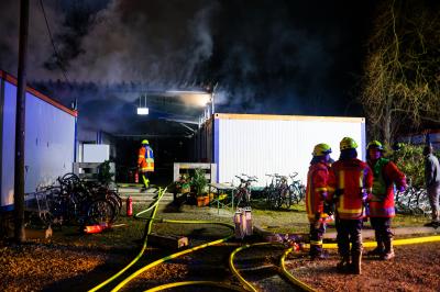 Wernau: Brand in Asylbewerberunterkunft - 120 Asylbewerber muessen in umliegende Heime untergebracht werden