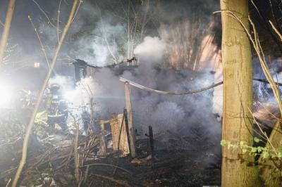 Goeppingen: Gartenhaus abgebrannt