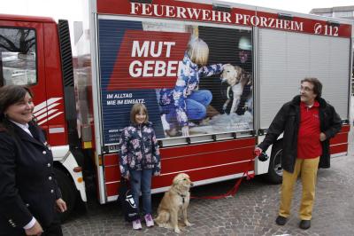 Pforzheim: Berufsfeuerwehr und Freiwillige Feuerwehr Pforzheim Praesentieren ihre Imagekampagne