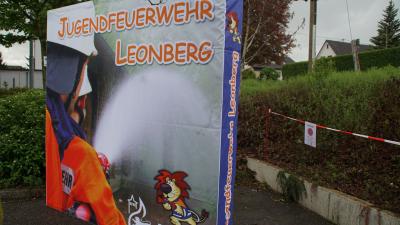 Hoefingen: Leonberger Jugendfeuerwehr mit dem Aktionstag der Feuerwehrwurst