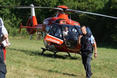 Keltern - Feuer geriet ausser Kontrolle - Mann bei Loeschversuch schwer verletzt