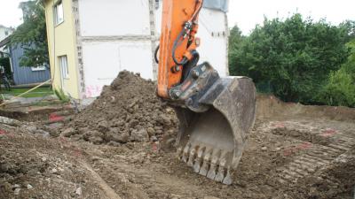 Herrenberg:  Bagger kappt Gasleitung. 