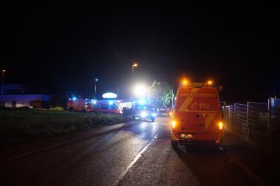 Kirchheim Teck: PKW kommt von Fahrbahn ab und landet auf Dach