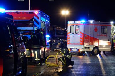 Pforzheim: schwerer Auffahrunfall - mehrere Personen Verletzt