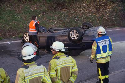 Oberensingen: Nach Ueberschlag verletzt