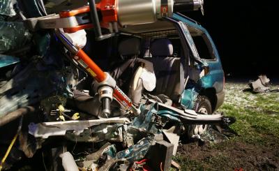 Ertingen: Schwerer Verkehrsunfall auf Grund von extremer Strassenglaette 