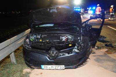 Keltern: schwerer Verkehrsunfall auf der L562 bei Ellmendingen