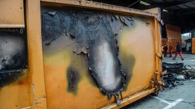 Boeblingen: Brand eines Containers beim Abfallwirtschaftsbetrieb