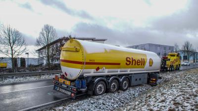 Leonberg: Gasaustritt auf Firmengelaende