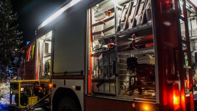 Weil der Stadt: Brand eines Holzschuppen - Feuerschein anfangs sichtbar