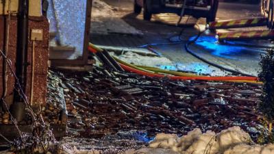 Bondorf: Starke Rauchentwicklung - Dachstuhlbrand in unbewohntem Gebaeude