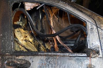 Pforzheim: Pkw Vollbrand auf dem Buckenberg - War es Brandstiftung?