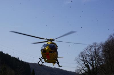 Wiesensteig: schwerer Motorradunfall - Bergwacht rettet Motorradfahrer