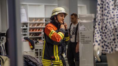 Boeblingen: Brand im Einkaufscenter in einem Bekleidungsgeschaeft