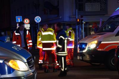 Pforzheim: schwerer Verkehrsunfall durch Rotlichtverstoss - 2 Verletzte Personen