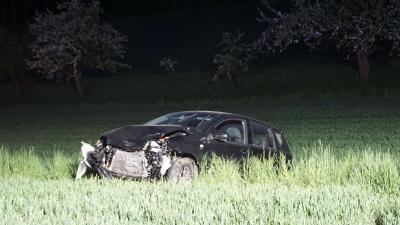 Herrenberg-Haslach: Pkw kracht in Motorrad - Motorradfahrer verstirbt an der Unfallstelle 