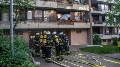 Sindelfingen: Kellerbrand in Mehrfamilienhaus
