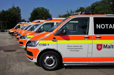Nuertingen: Malteser praesentieren neue Fahrzeugflotte