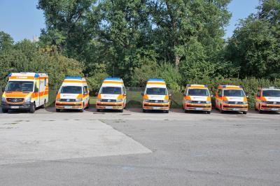 Nuertingen: Malteser praesentieren neue Fahrzeugflotte