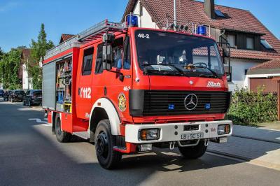 Schwieberdingen: LKW erfasst Fussgaengerin und verstirbt an der Einsatzstelle