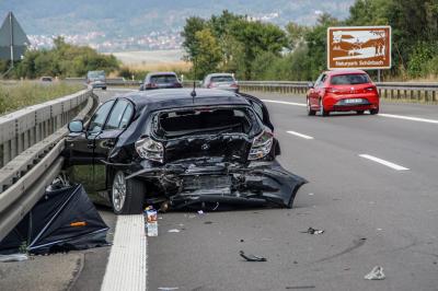 Herrenberg:Schwerer Auffahrunfall mit mehreren Verletzten. 