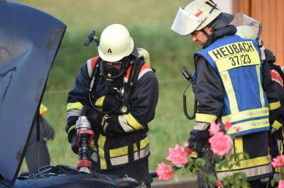 Heubach: Fahrzeugbrand fordert die Feuerwehr