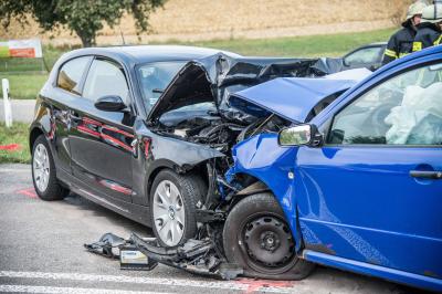 Neckartailfingen: Mehrere Schwerverletzte nach Frontalzusammenstoss - 2 Rettungshubschrauber im Einsatz