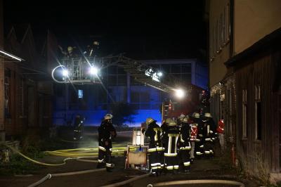 Eislingen: Schwelbrand in Frabrikgebaeude - Polizei ermittelt