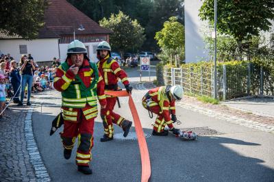 Denkendorf: Uebungsszenario â€žDachstuhl-Brand im Kinderhausâ€œ