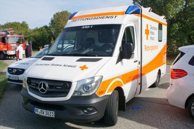 Birkenfeld: schwerer Verkehrsunfall auf der K4576 ein Pkw ueberschlaegt sich - eine Person schwer Verletzt