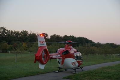Ohmden: Tiefstehende Sonne loest schweren Verkehrsunfall aus